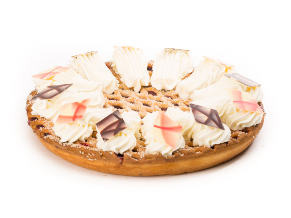 Kersenvlaai met slagroom